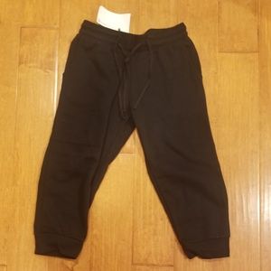 NWT Fabletics Black Hamilton Capri Size Small